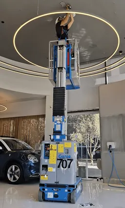 במת אנכית Genie GR-15